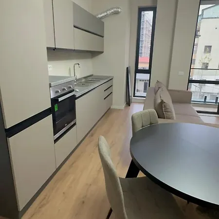 Sisi Διαμέρισμα